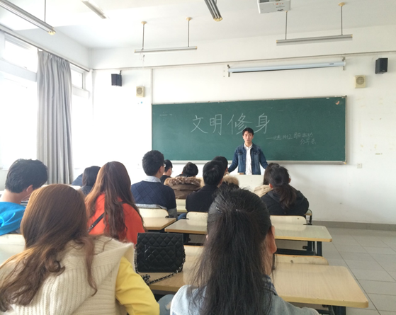 1459839162924709.png blob.png