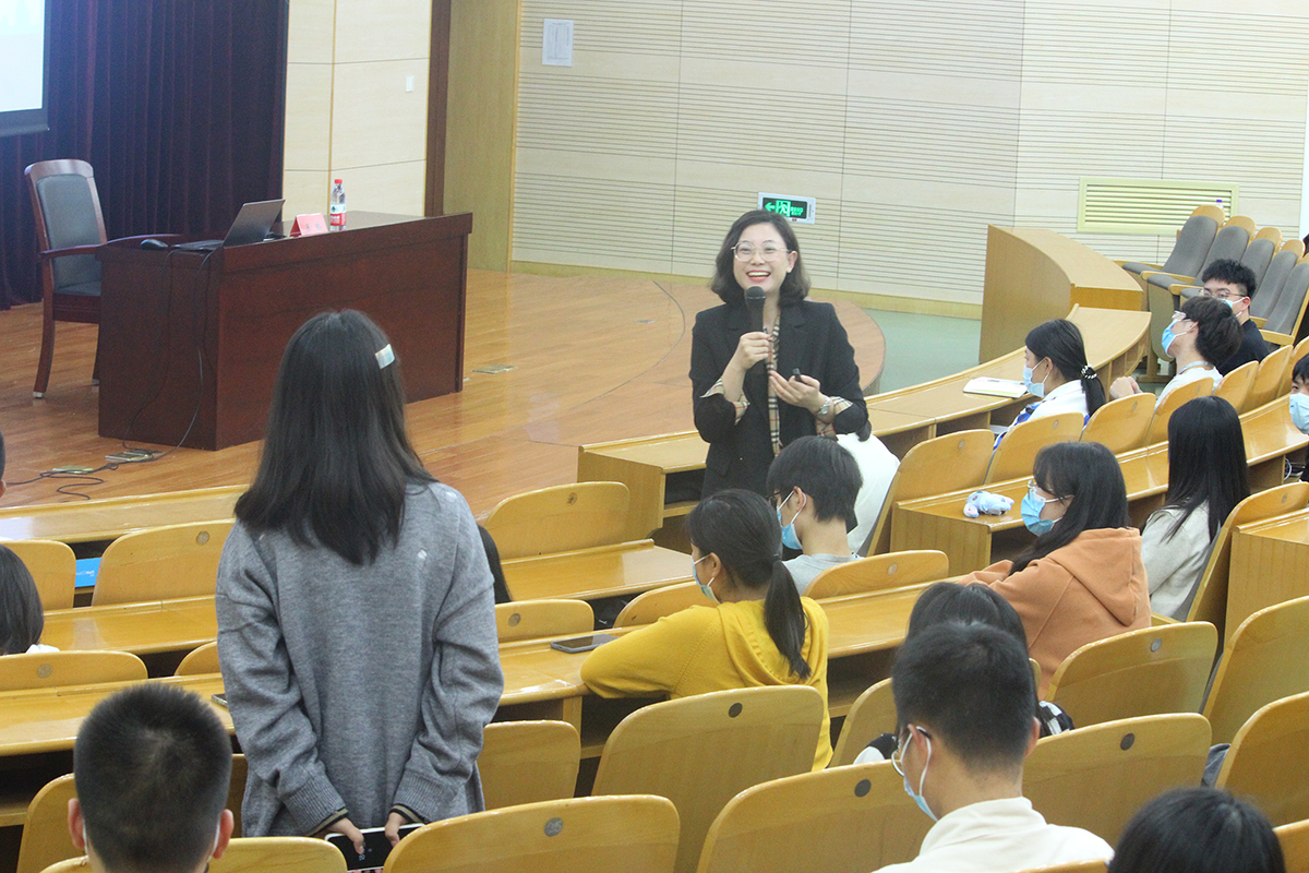 1637758865796389.jpg 1637758865796389.jpg